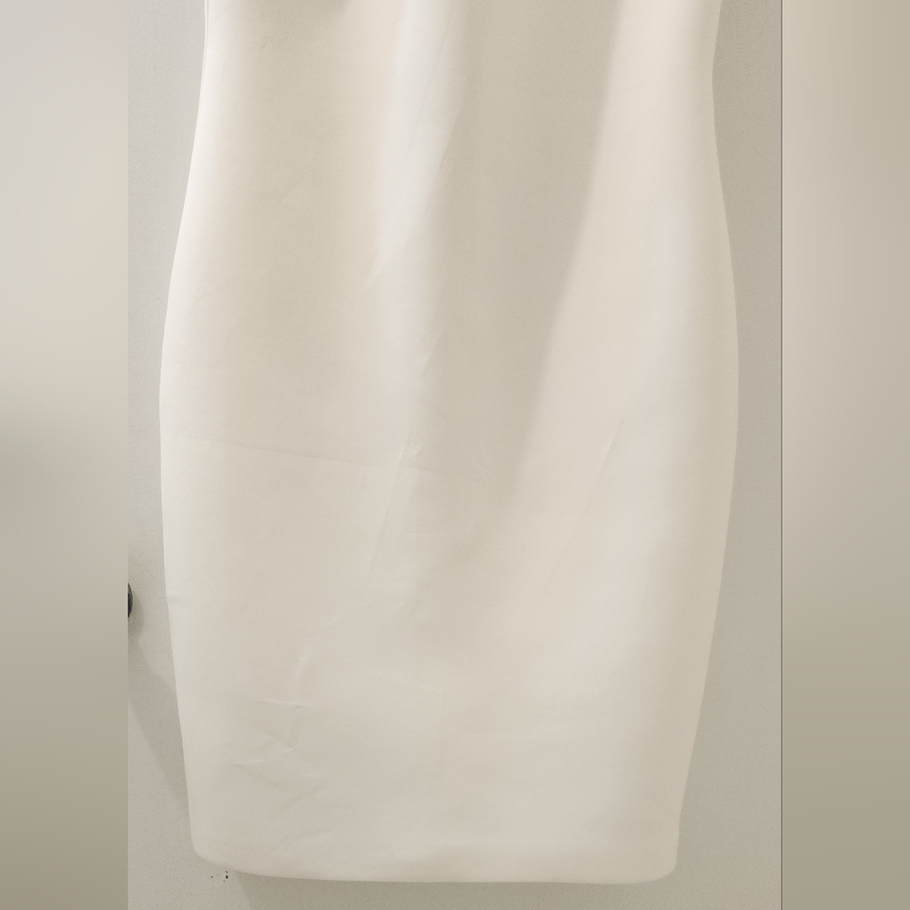 Badgley Mischka Elegant White Dress with Floral‎ Sleeves, Size 10. - Picture 6 of 10